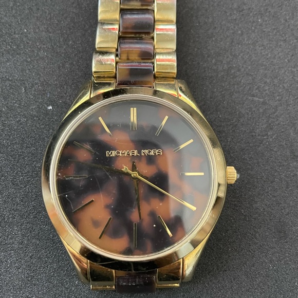 Michael Kors tortoise slim runway watch MK4284 - Picture 4 of 4